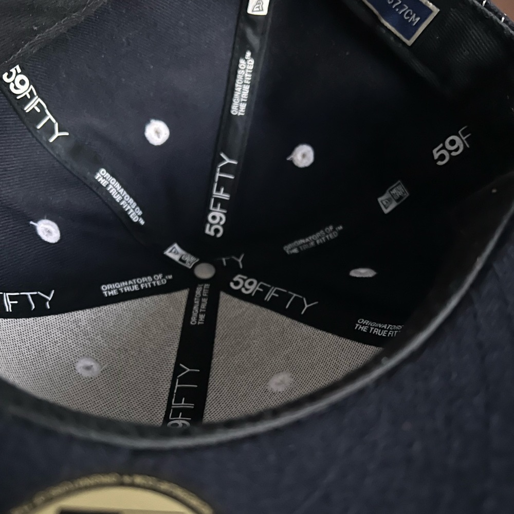 Manik hat black wood grain 7 1/4 - Picture 3 of 3